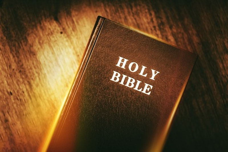 Holy_Bible_at_Church